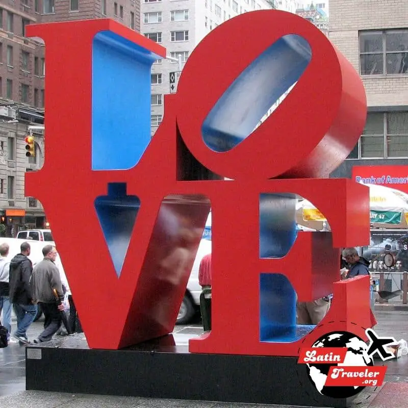 escultura love