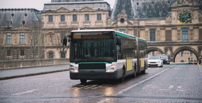 tomar autobus en paris