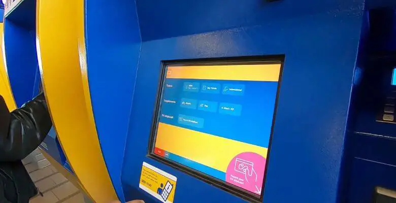 maquina de autoventa ov chipkaart amsterdam